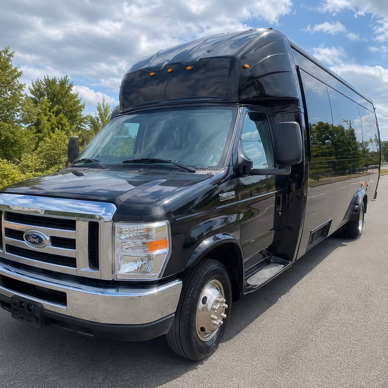 with busrentalplantation com you get party buses that make the ride part of the wine tour